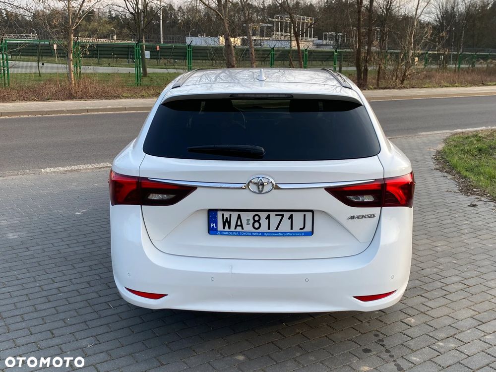 Toyota Avensis 1.8 Premium MS - 4