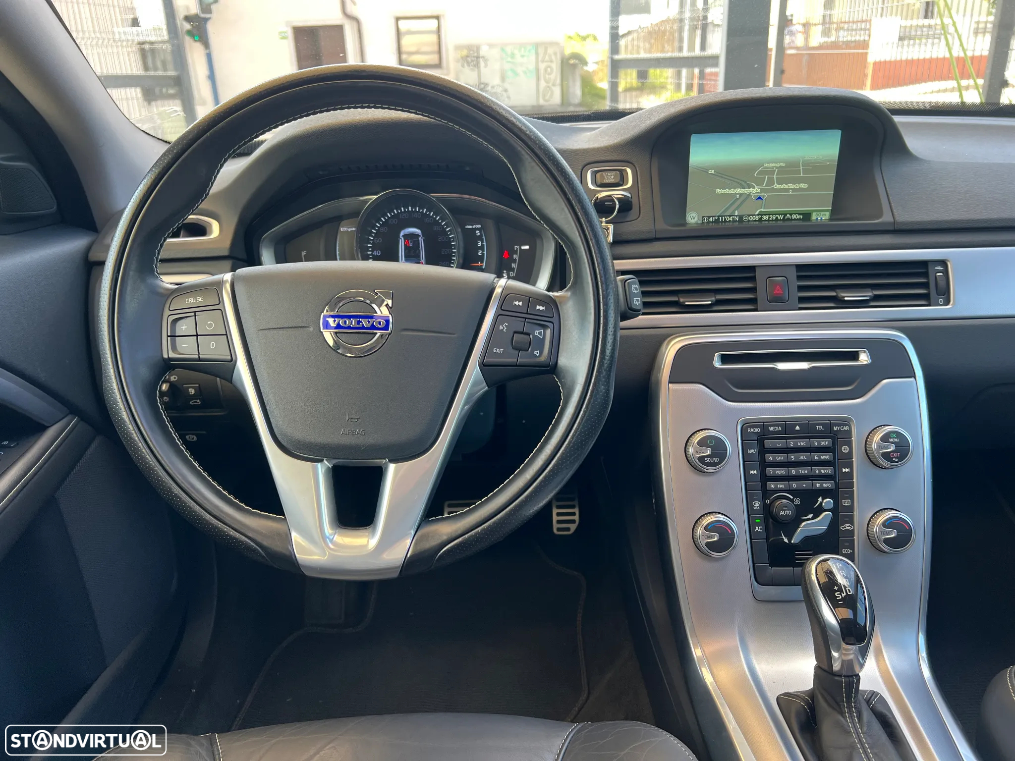 Volvo XC 70 2.0 D4 Summum Dynamic Geartronic - 18