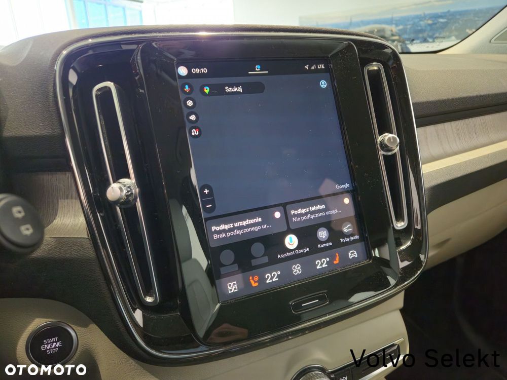 Volvo XC 40 - 25