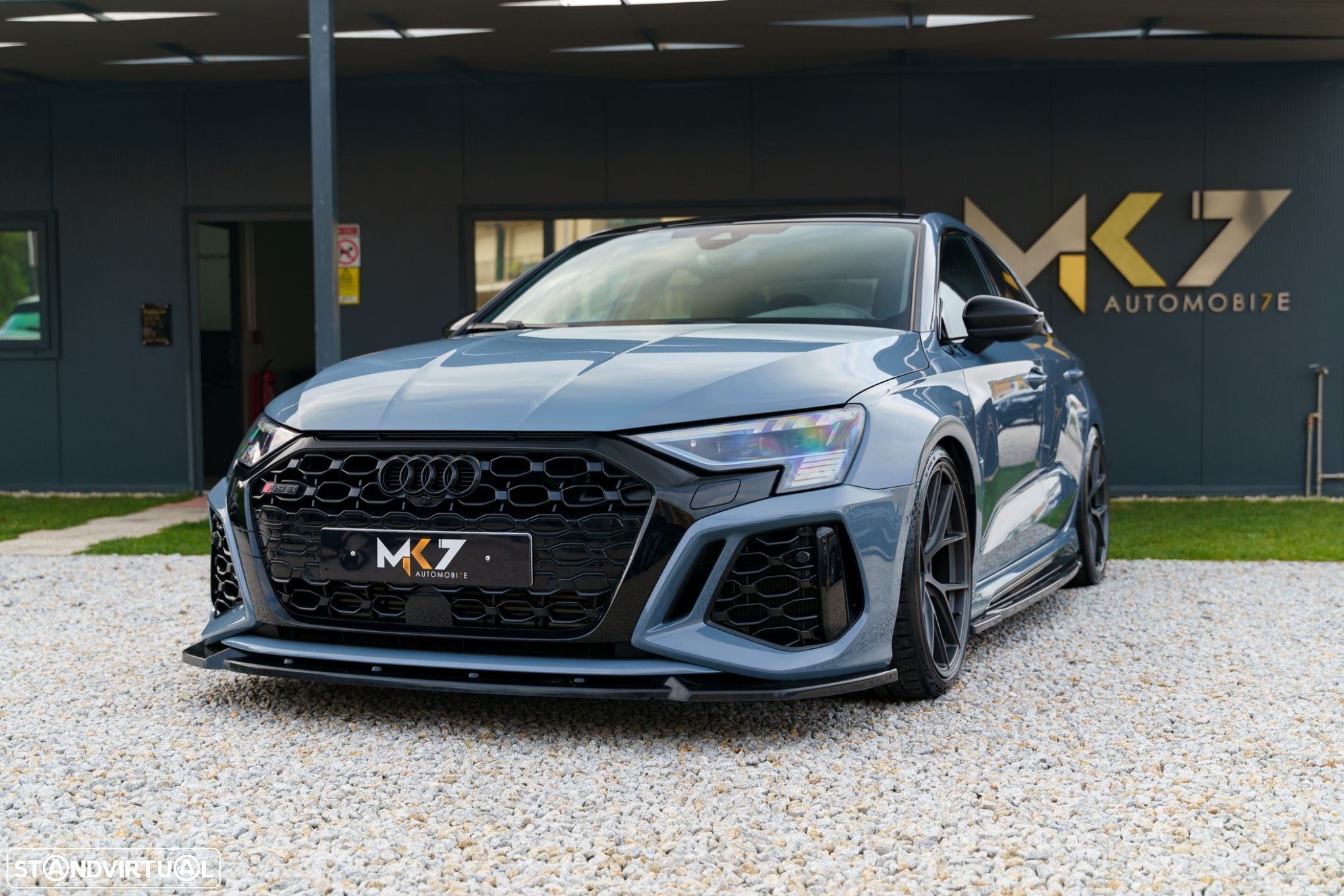 Audi RS3 Limousine TFSI quattro S tronic - 1