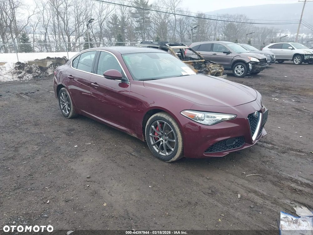 Alfa Romeo Giulia - 1