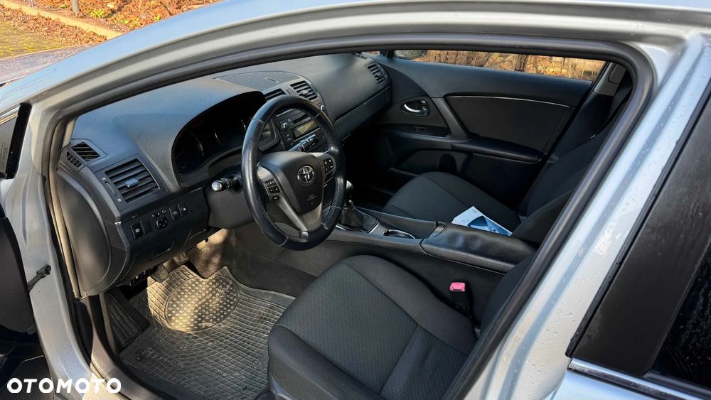 Toyota Avensis 2.0 D-4D Sol plus - 6