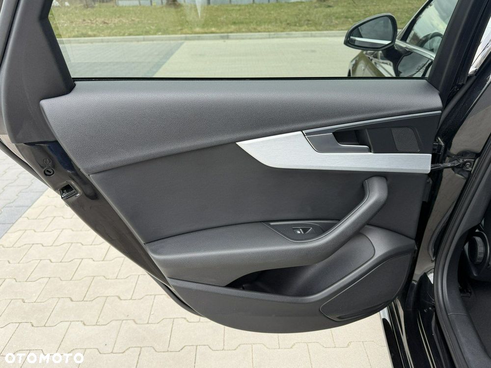 Audi A4 Avant 35 TDI S tronic sport - 29