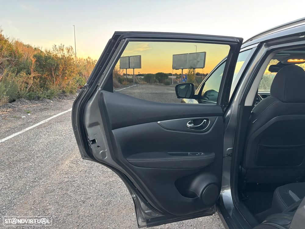 Nissan Qashqai 1.5 dCi N-Connecta 18 PS - 29
