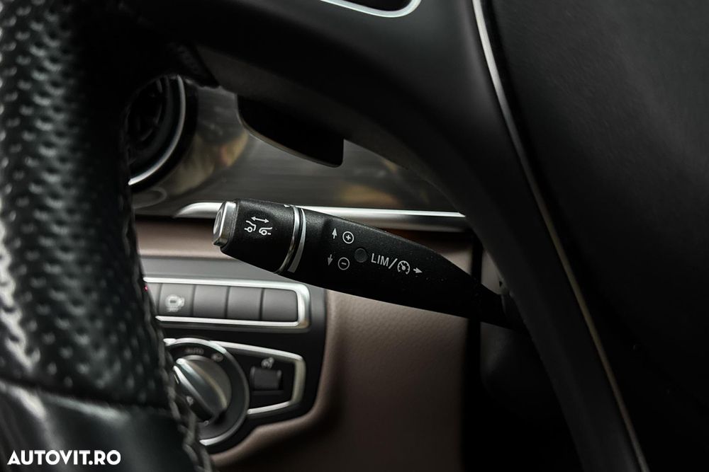 Mercedes-Benz V 300 d Lang 4Matic 9G-TRONIC Avantgarde - 18