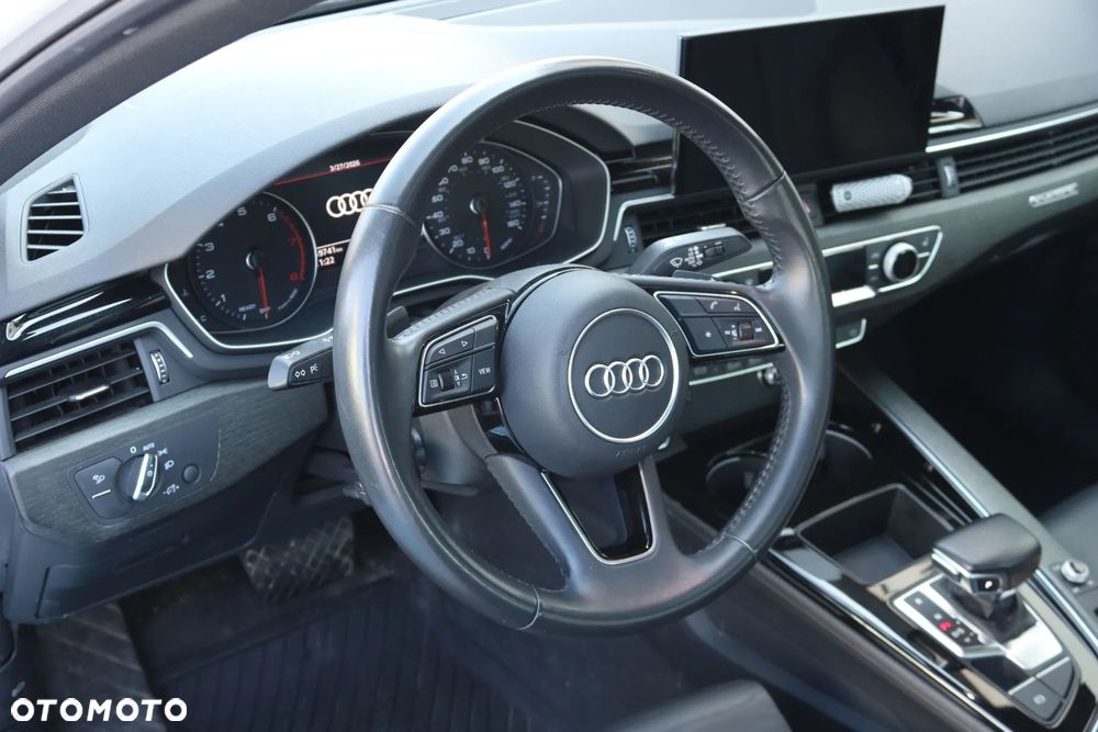 Audi A4 Limousine - 10
