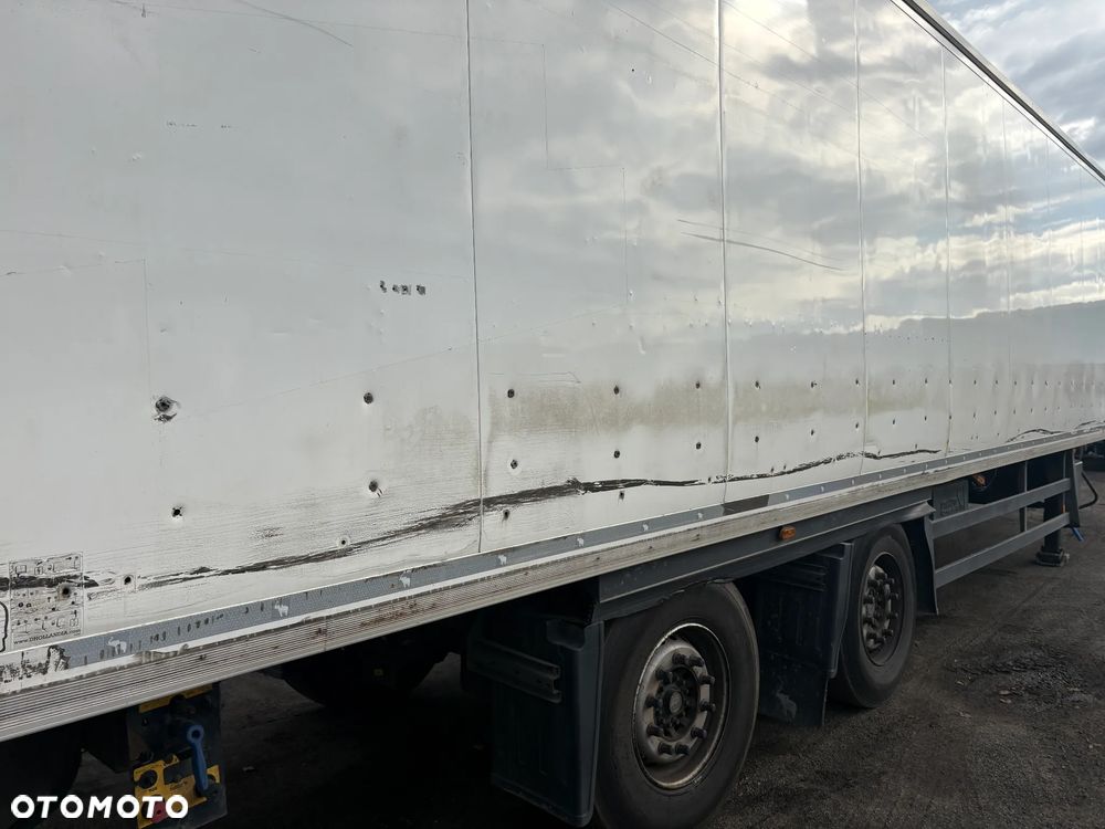 Schmitz Cargobull Chłodnia 2 osie - 8