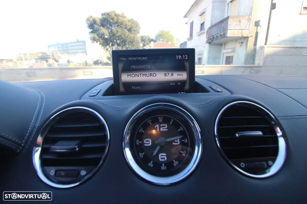 Peugeot RCZ 1.6 200 THP Onyx - 17