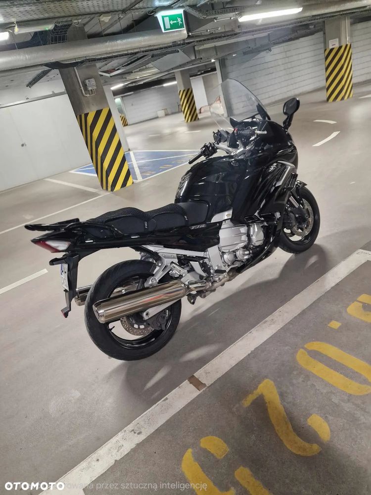 Yamaha FJR - 7