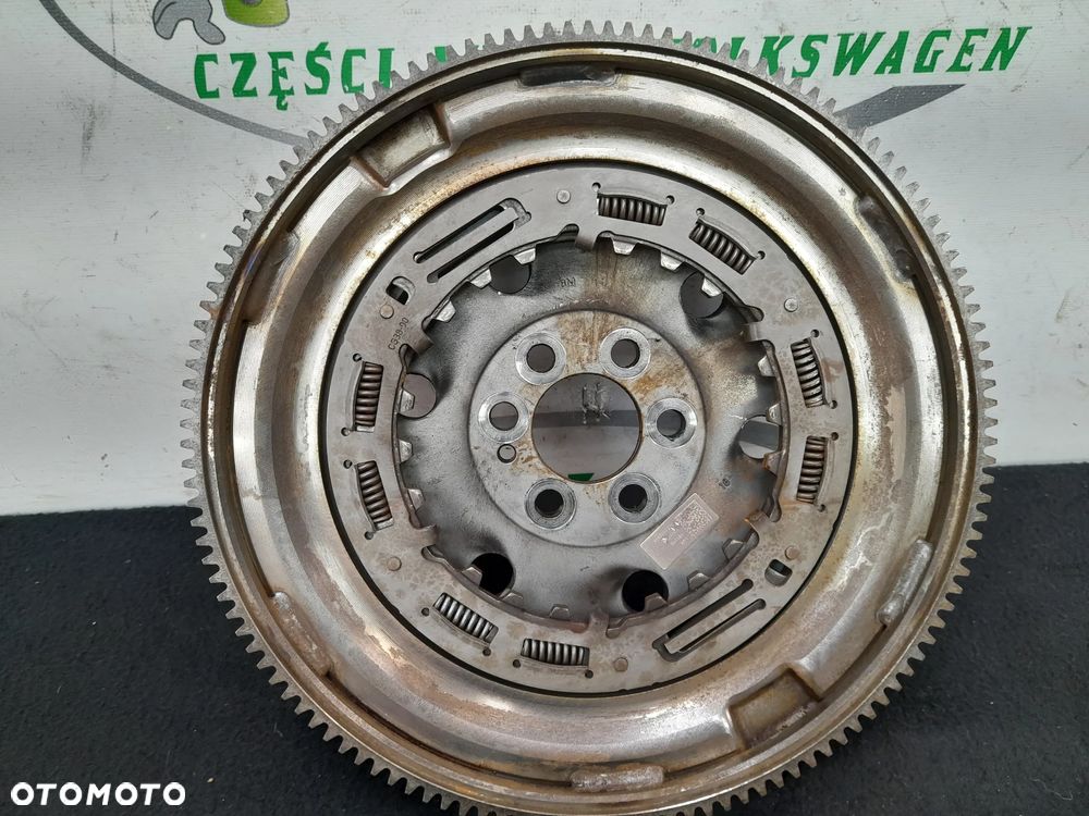 SEAT ATECA FR DWUMAS KOŁO ZAMACHOWE 1.5 TSI 21R 04E105266K - 2