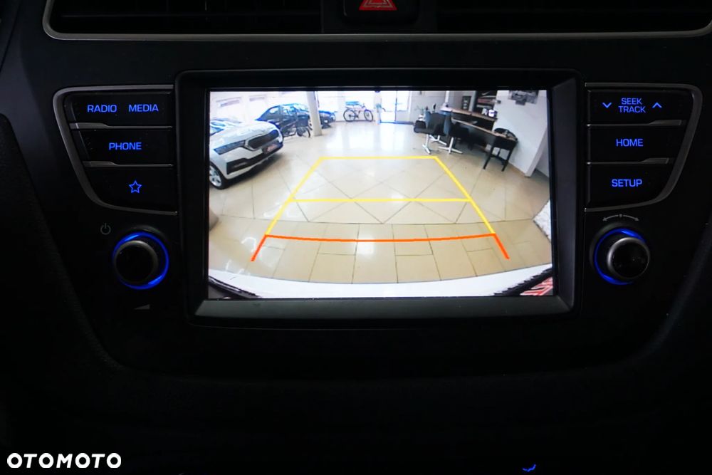 Hyundai i20 1.2 Select - 19