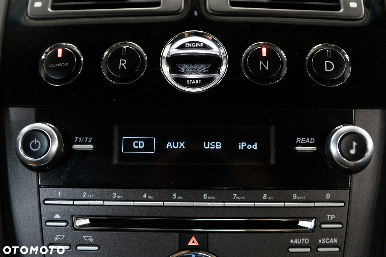 Aston Martin V8 Vantage 4,7 SportShift - 40