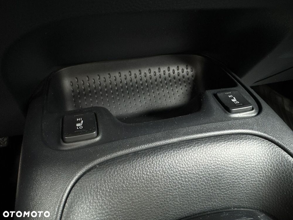 Toyota Corolla 2.0 Hybrid Comfort - 33