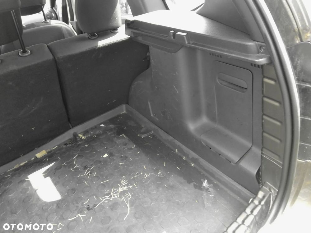 DACIA DUSTER 12-17R PAS TYLNY TYL PODLOGA BAGAZNIKA ROWNIEZ INNE CZESCI PYTAC KOD TECNM - 4
