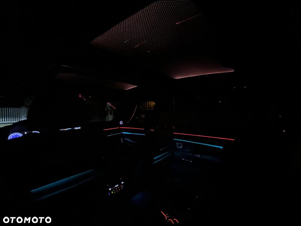BMW Seria 7 - 18