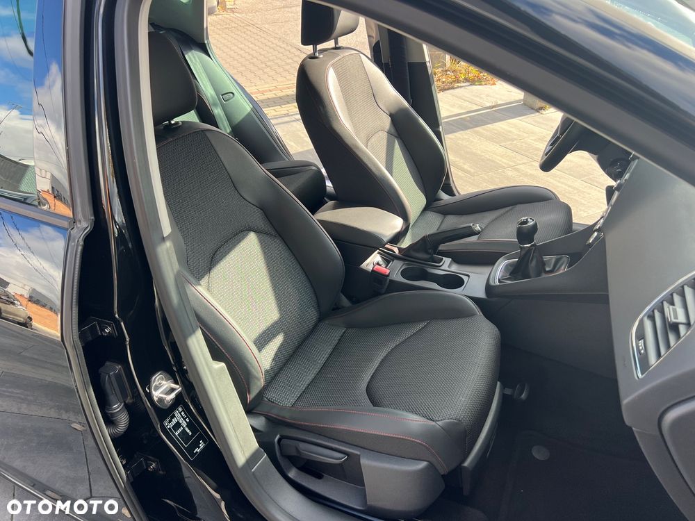 Seat Leon 1.8 TSI FR Black S&S - 9