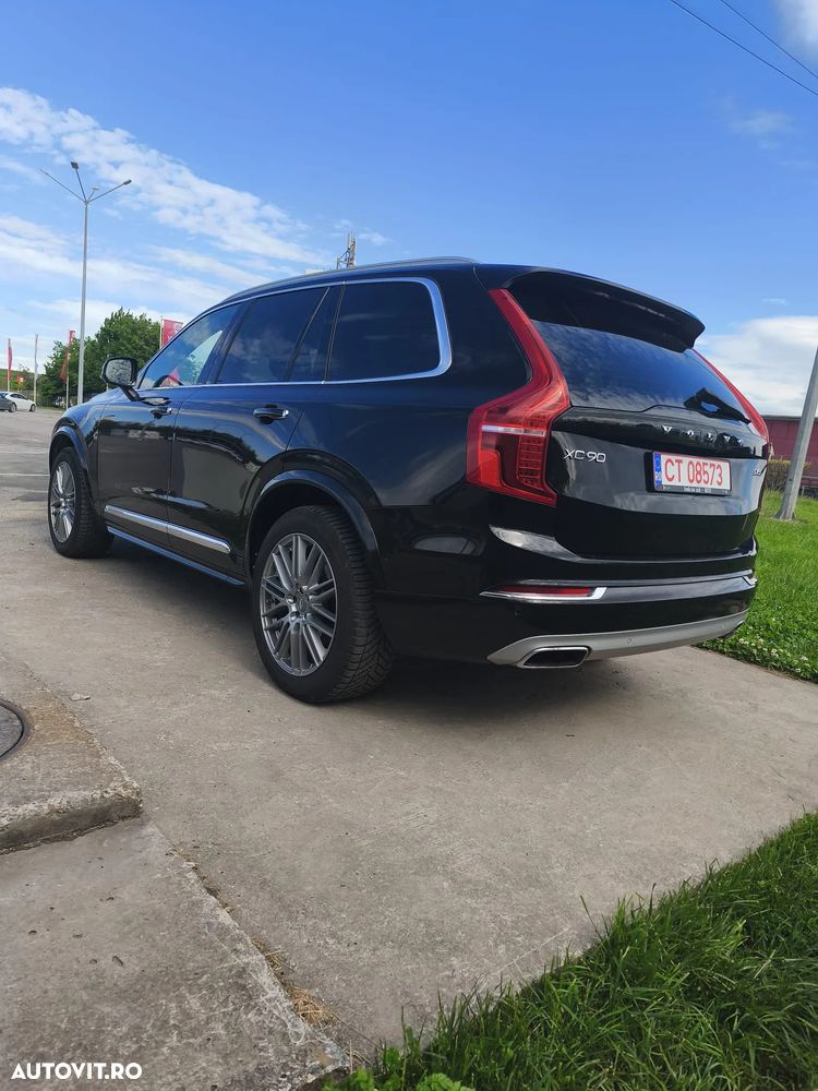 Volvo XC 90 D5 AWD Momentum - 11