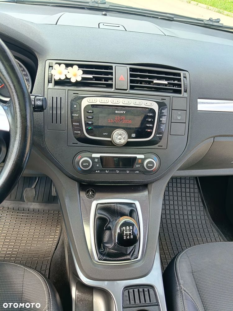 Ford C-MAX 2.0 Titanium - 24