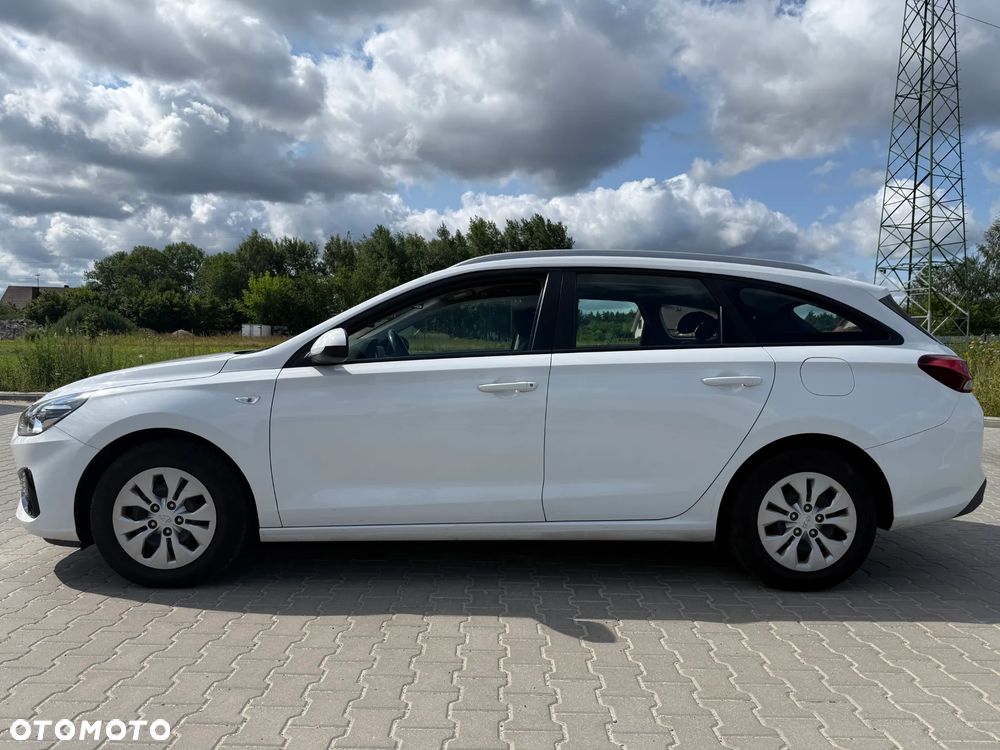 Hyundai i30 1.5 DPI Classic + - 2