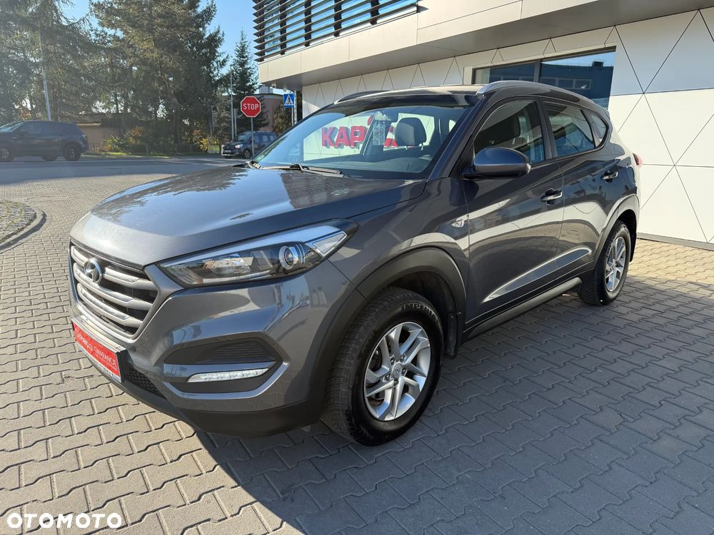 Hyundai Tucson 1.6 GDI BlueDrive GO 2WD - 21