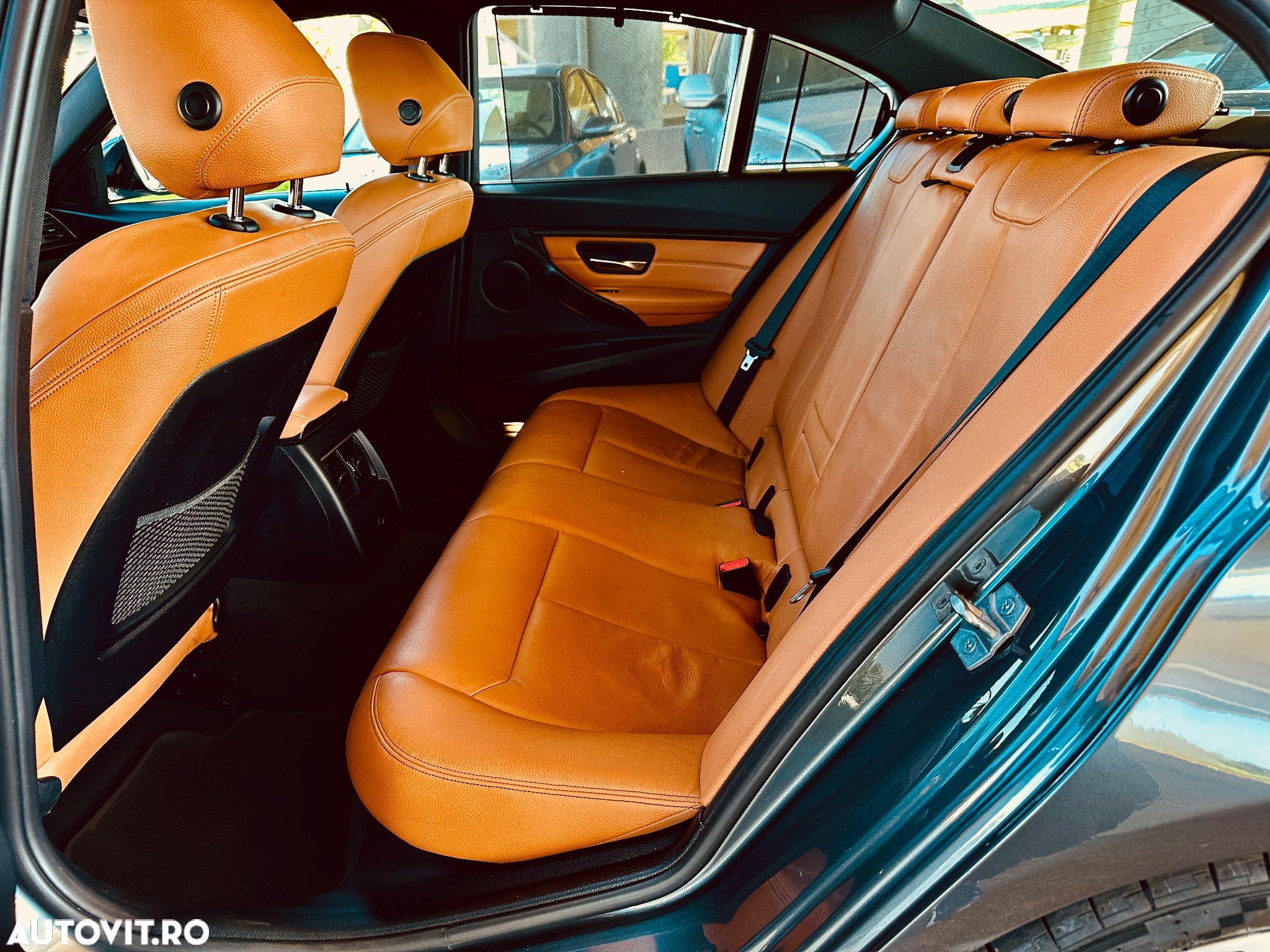 BMW Seria 3 318i Aut. M Sport - 22