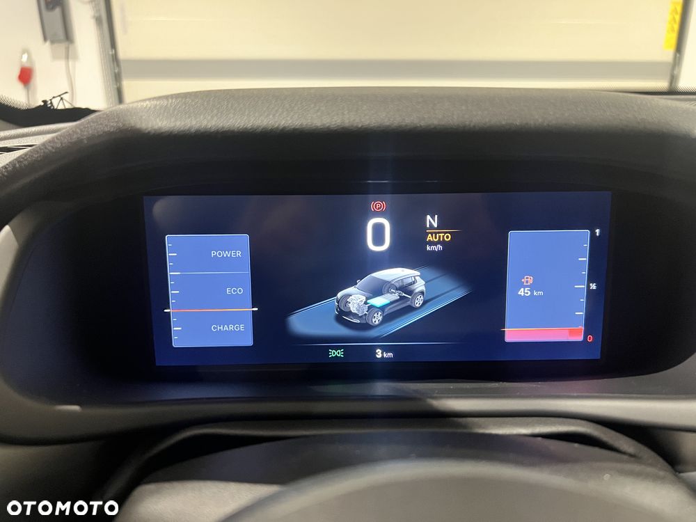 Jeep Avenger 1.2 T3 mHEV Upland 4xe eDCT6 - 10