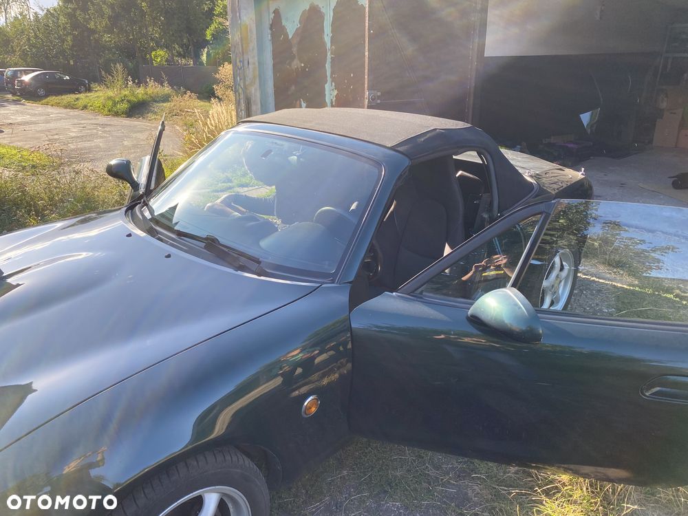 Mazda MX-5 1.6i 16V - 20
