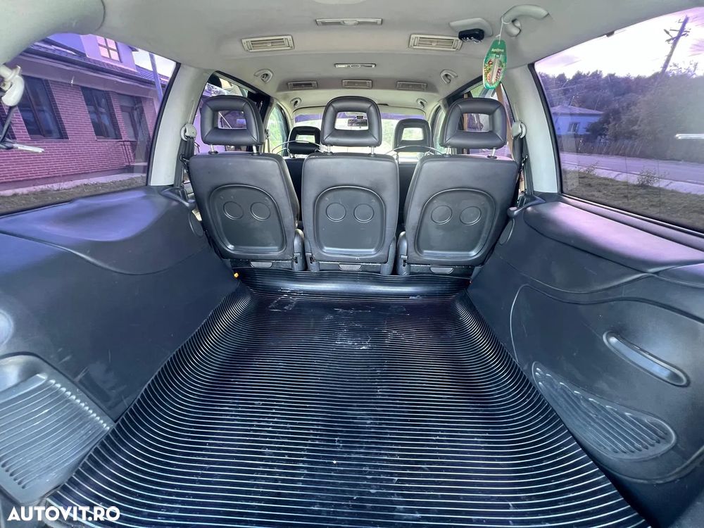 Volkswagen Sharan 2.0 TDI DPF Pacific - 3