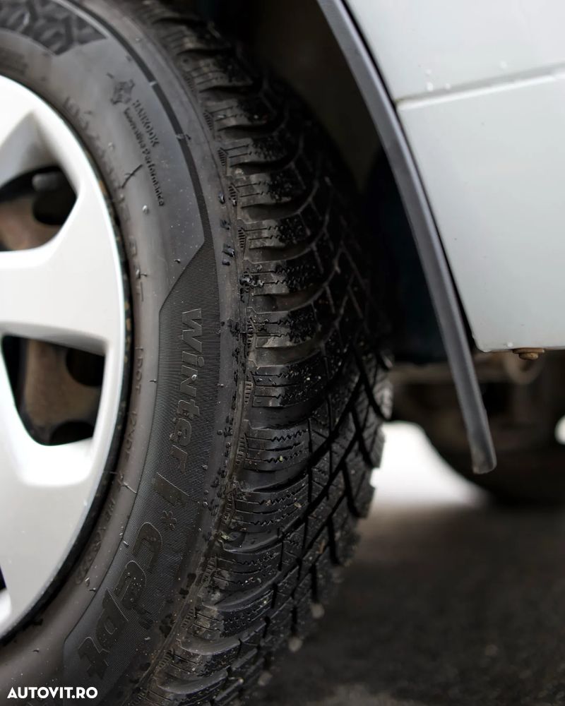 Dacia Logan 0.9 TCe Ambiance - 11