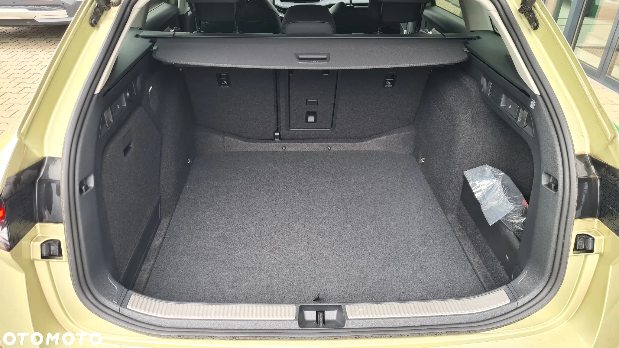 Skoda Superb 2.0 TDI SCR 4x4 L&K DSG - 6