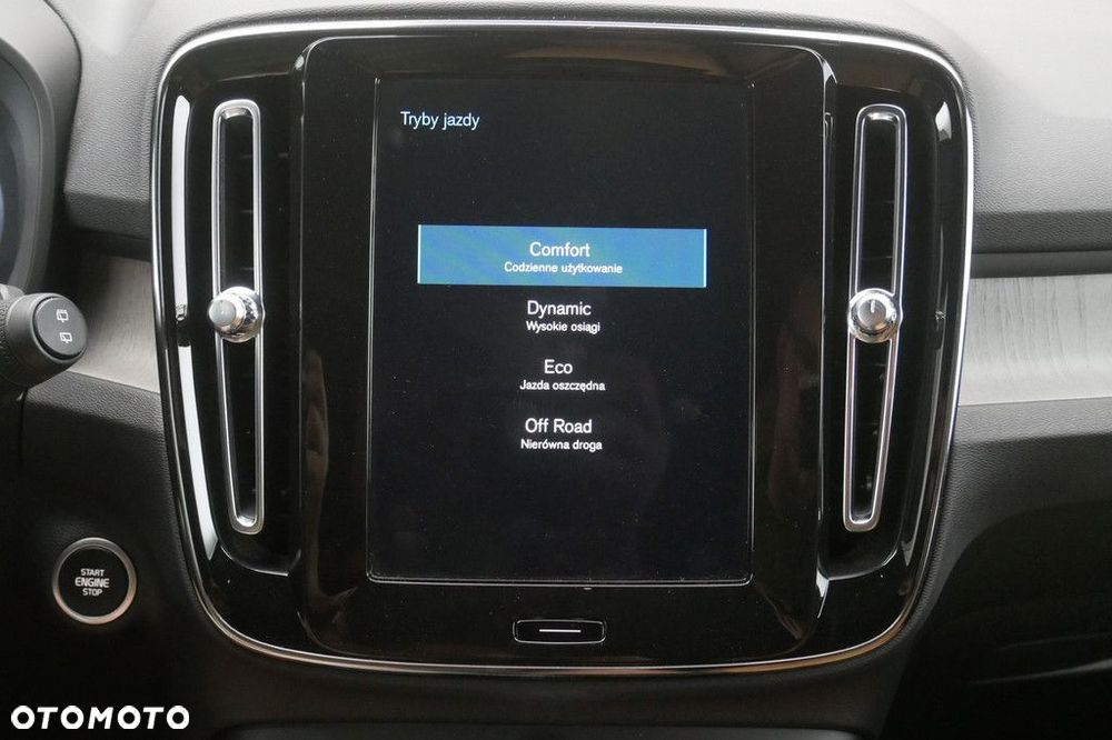 Volvo XC 40 - 23