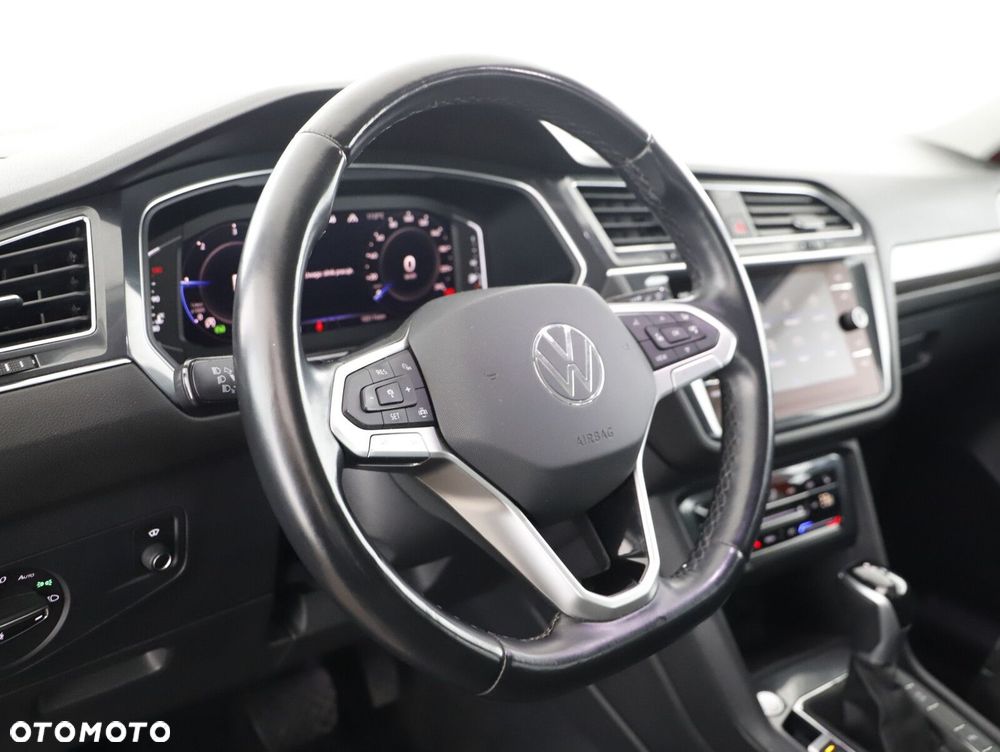 Volkswagen Tiguan Allspace 2.0 TDI 4Mot Elegance DSG - 11