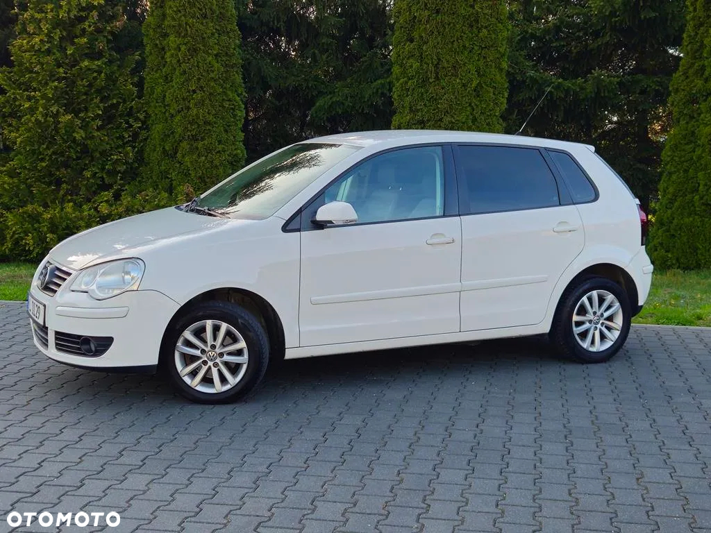 Volkswagen Polo 1.4 Comfortline - 10