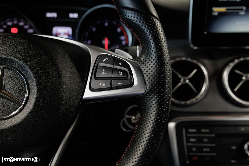 Mercedes-Benz CLA 180 d AMG Line Aut. - 32