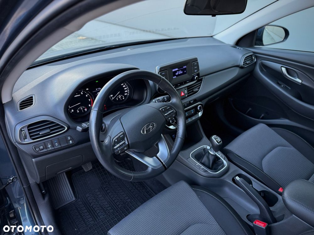 Hyundai i30 1.5 DPI Modern - 28