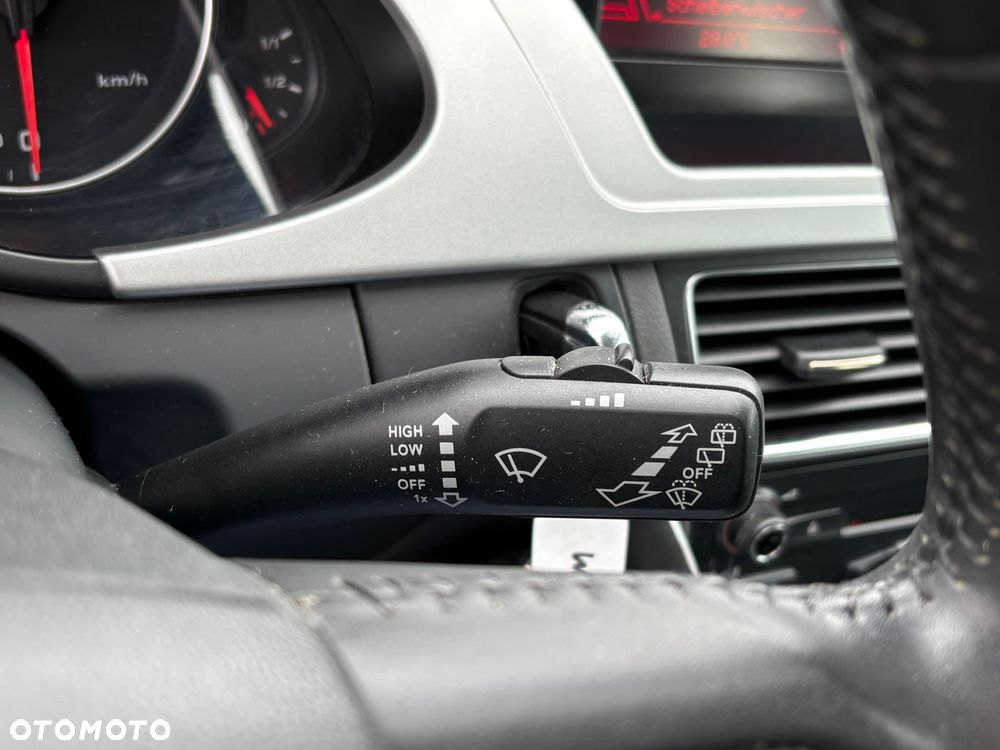 Audi A4 Avant 1.8 TFSI multitronic Ambiente - 33