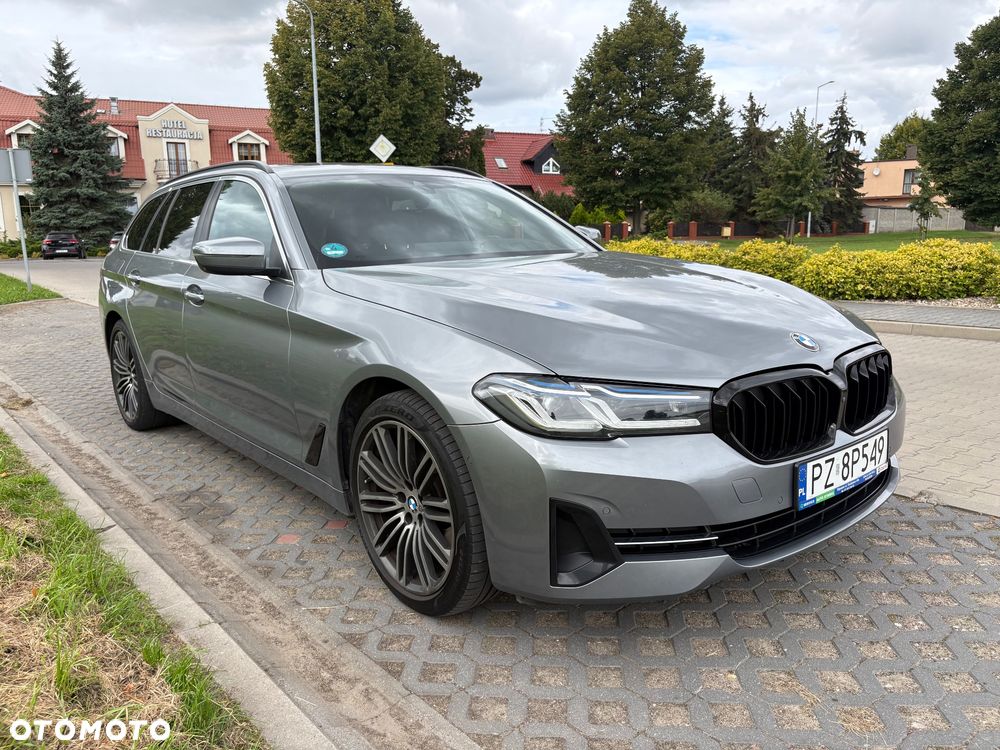 BMW Seria 5 520d xDrive - 1