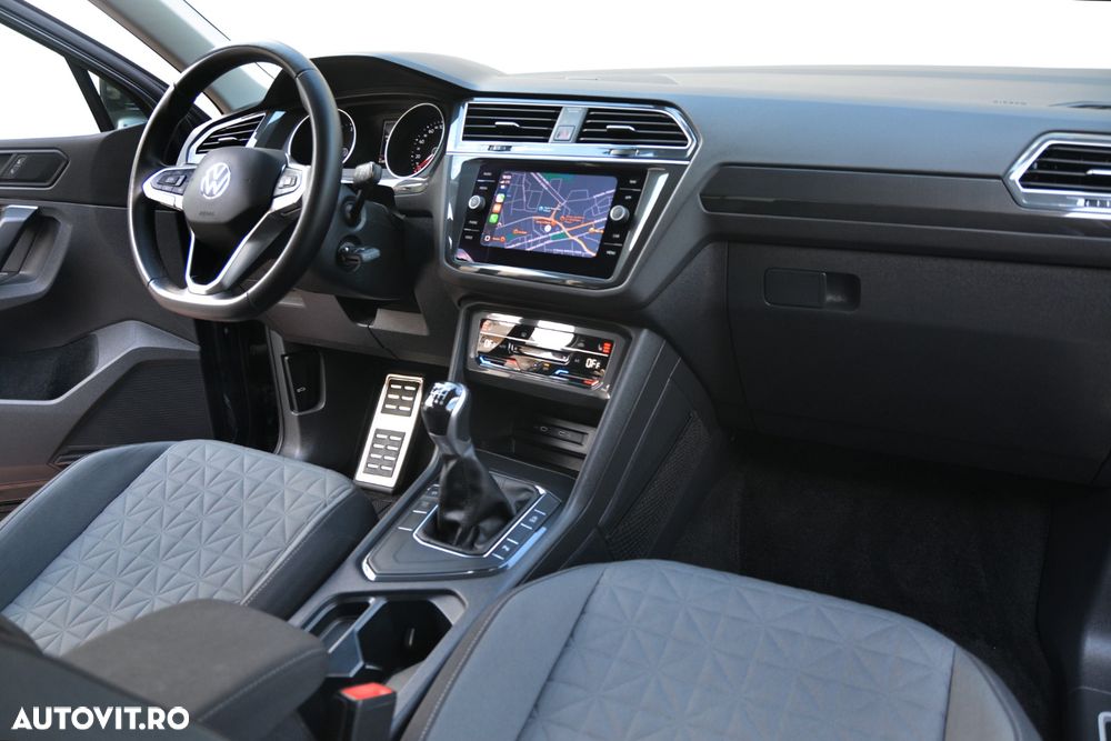 VOLKSWAGEN Tiguan 2021 — imagine 17
