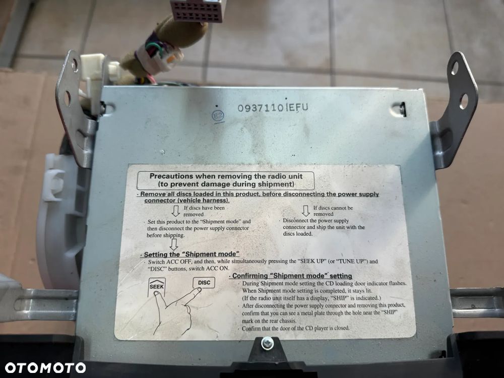 Radio z panelem nawiewu Toyota Land Cruiser 120 - 0937110IEFU - oryginalne - 2