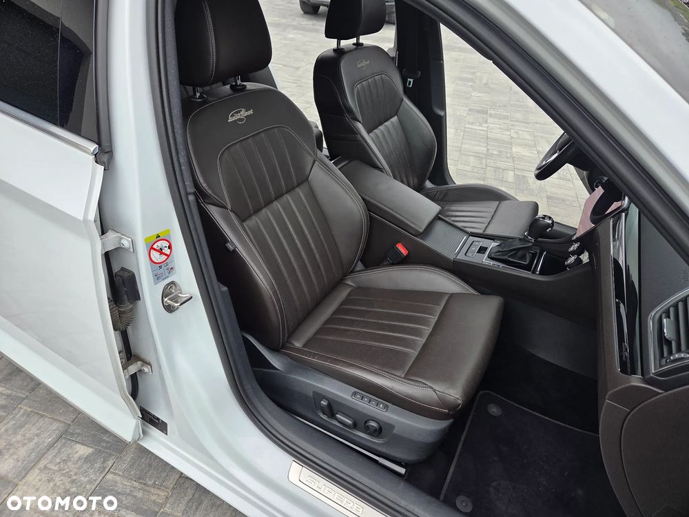 Skoda Superb 2.0 TDI SCR 4x4 L&K DSG - 28