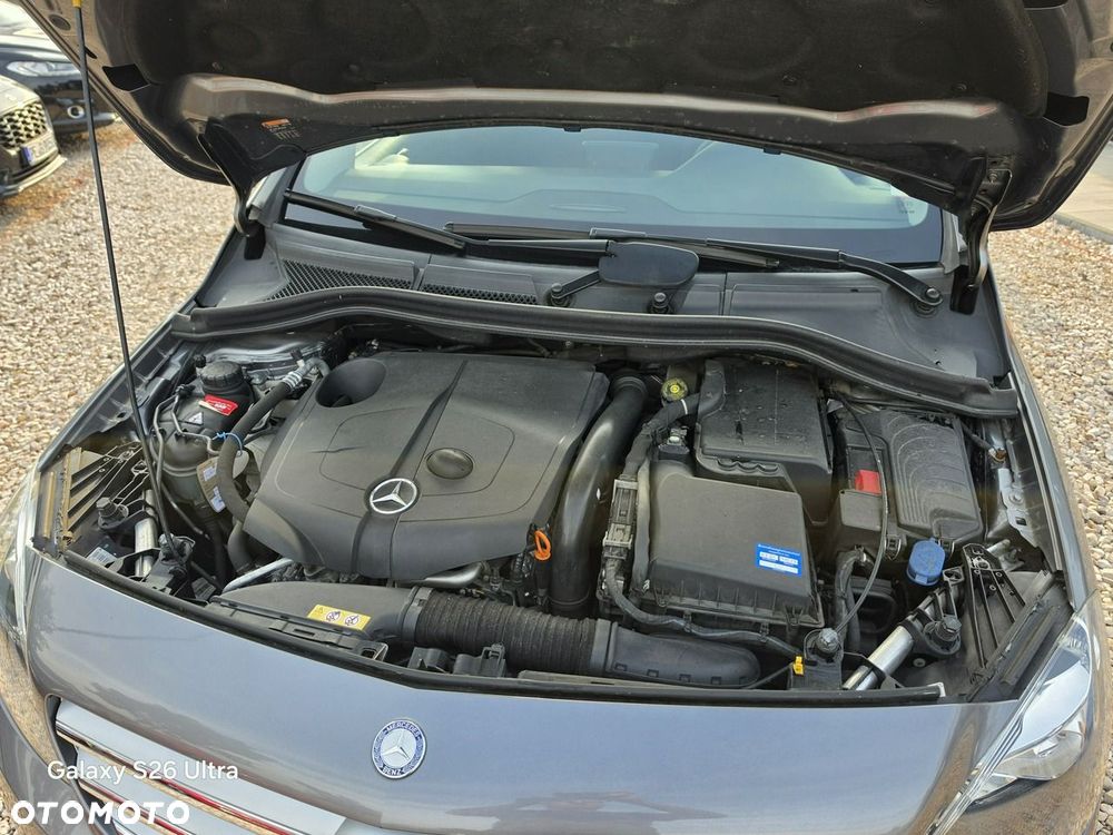 Mercedes-Benz Klasa B 180 CDI (BlueEFFICIENCY) - 39