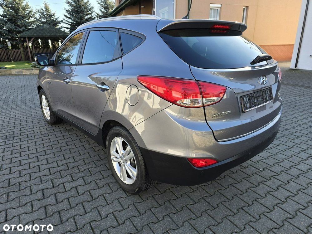 Hyundai ix35 - 11
