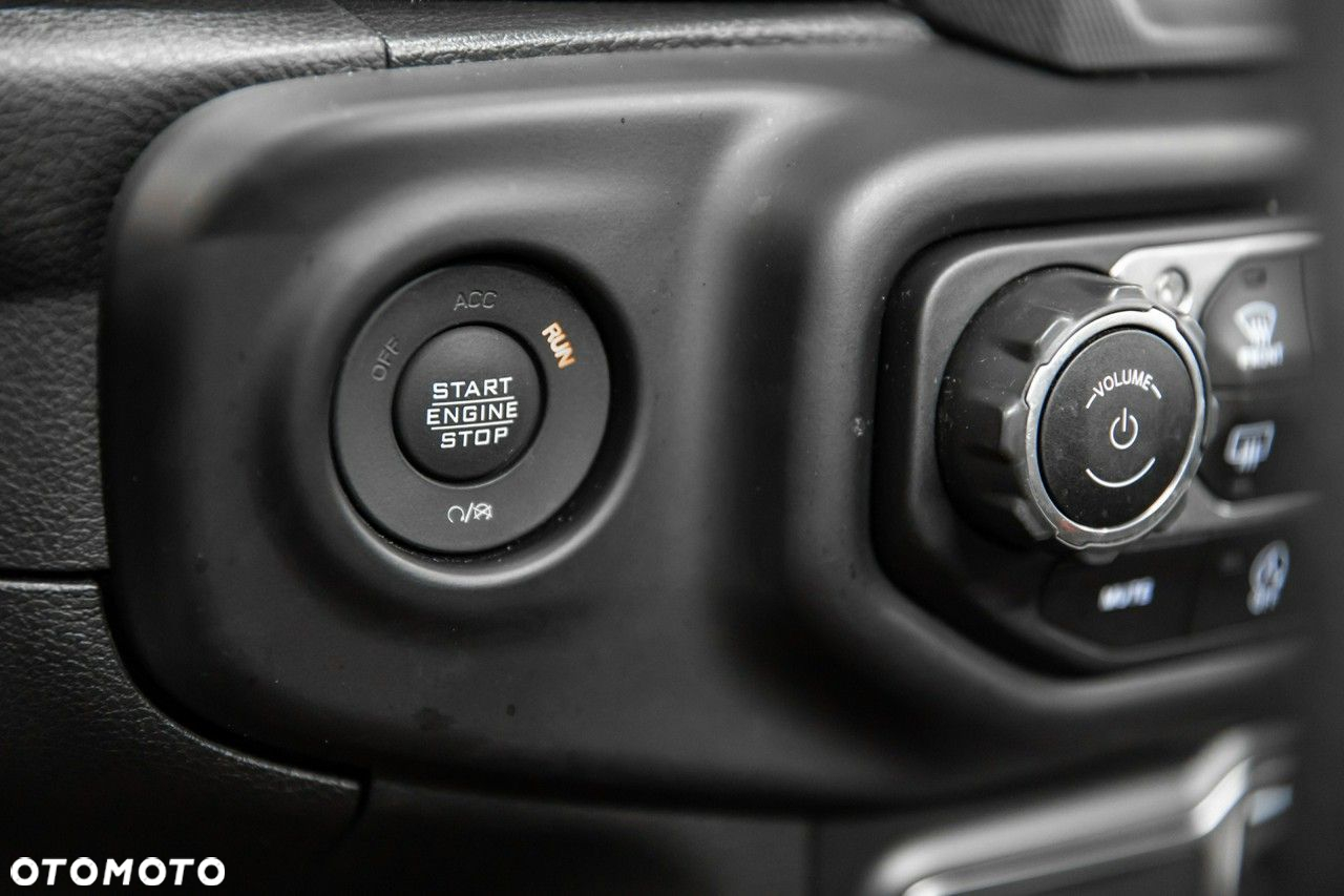 Jeep Gladiator - 37