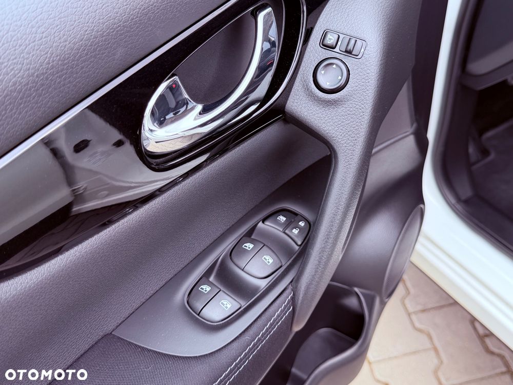 Nissan Qashqai 1.3 DIG-T N-Style - 12