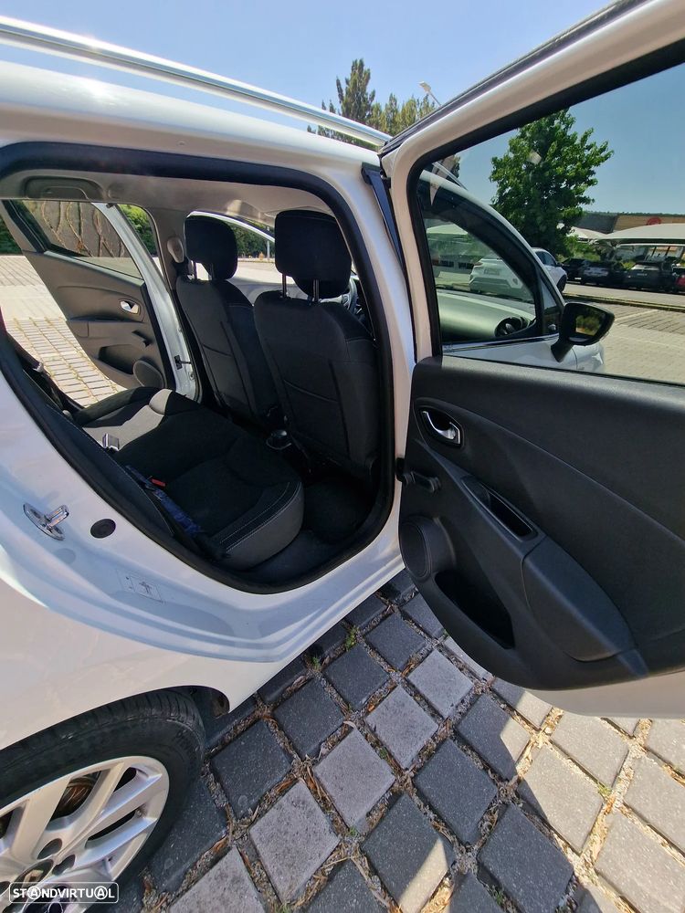 Renault Clio Sport Tourer 0.9 TCe Limited - 9