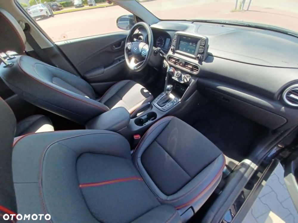 Hyundai Kona - 23