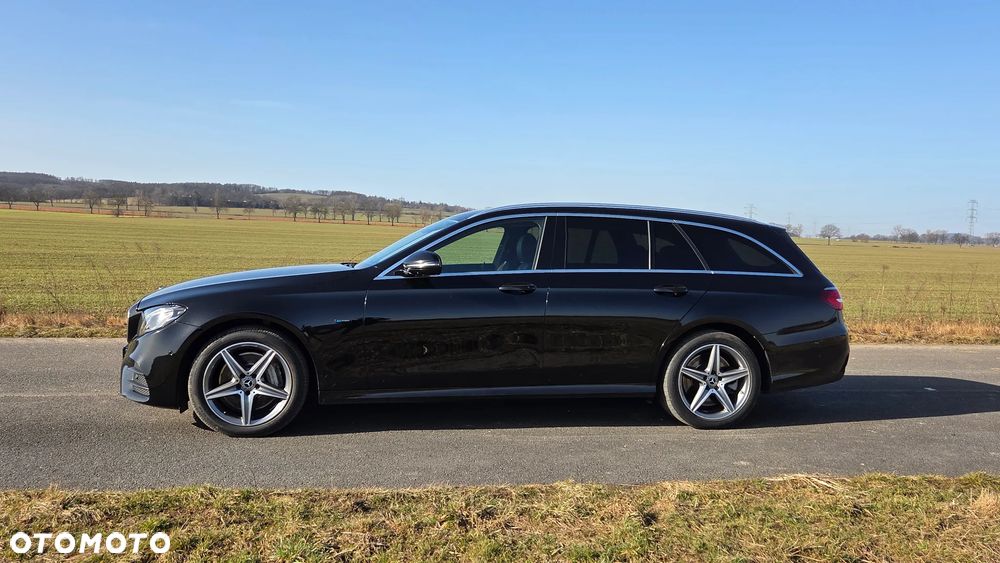 Mercedes-Benz Klasa E 300 de 9G-TRONIC AMG Line - 9