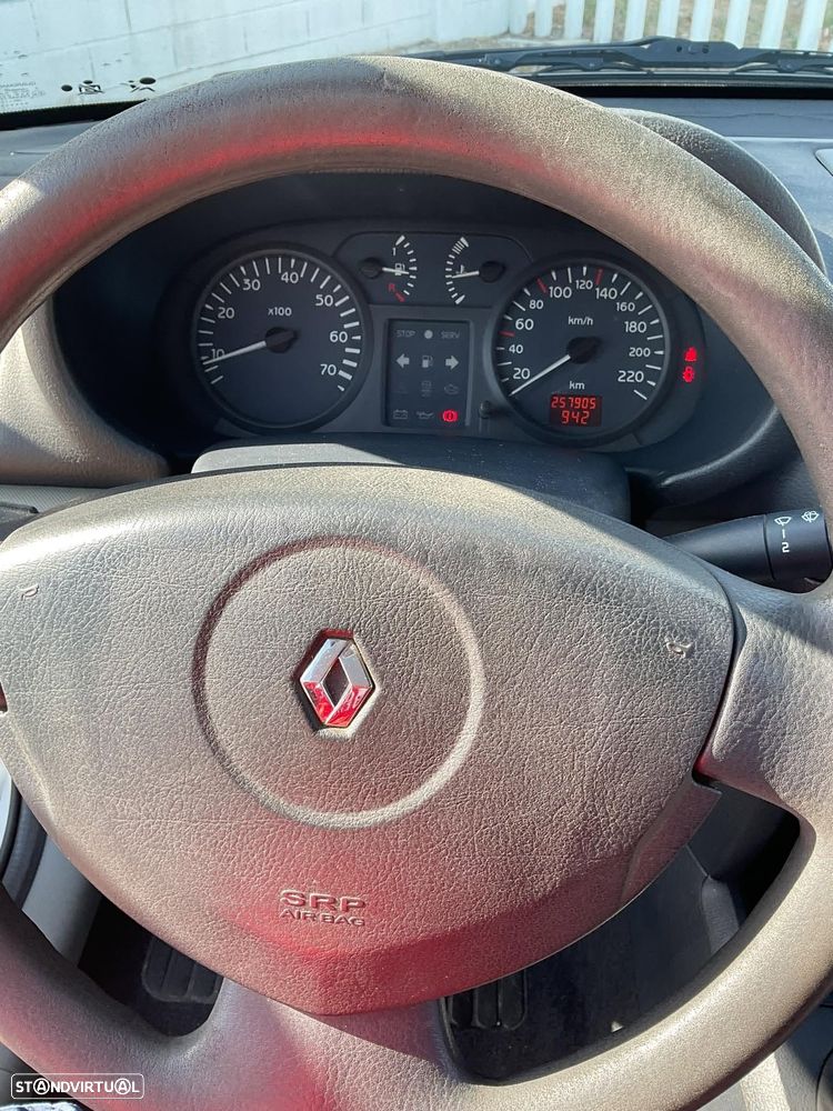 Renault Clio 1.5 dCi Confort Dynamique - 27