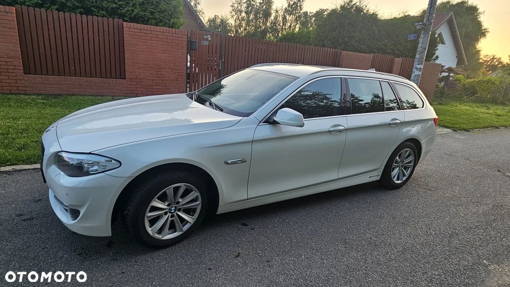 BMW Seria 5 520d - 37