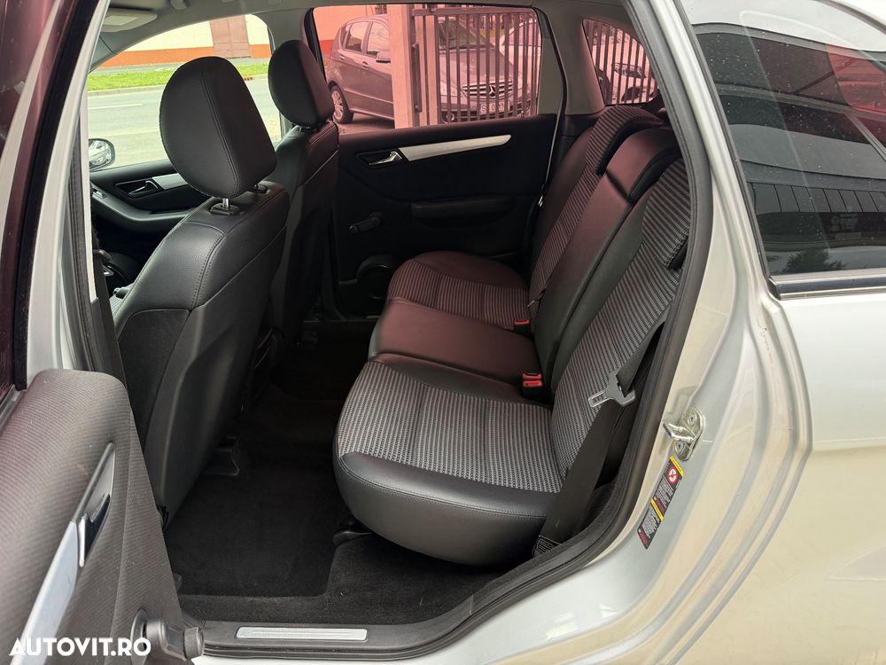 Mercedes-Benz B 170 Autotronic Special Edition - 14